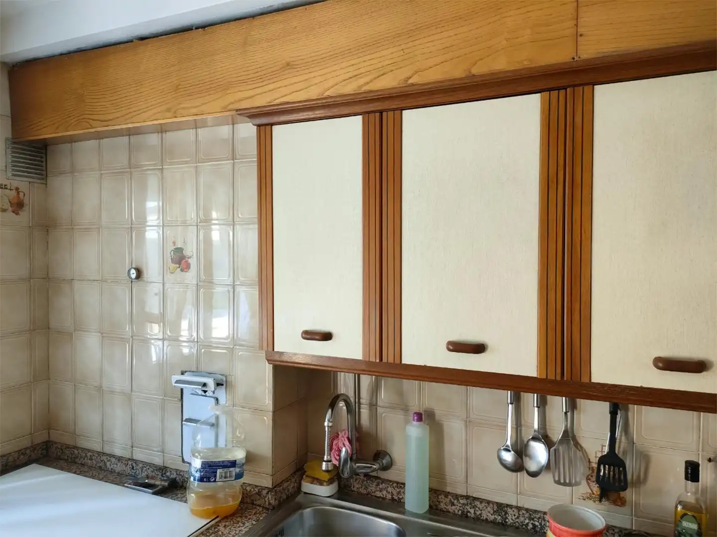 Piso en venta en Calle Poibueno, 4, Torre del Bierzo Cocina de Piso en venta en Torre del Bierzo con Calefacción, Jardín privado y Terraza