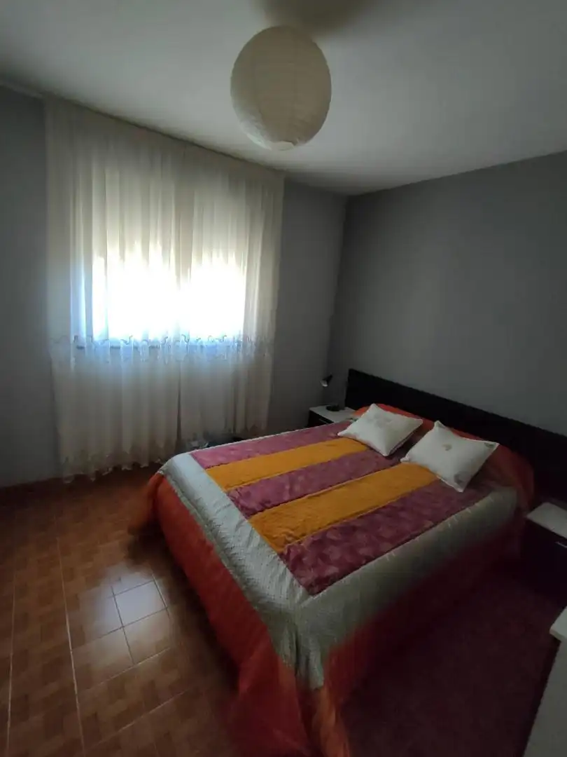 Piso en venta en Calle Poibueno, 4, Torre del Bierzo Habitación de Piso en venta en Torre del Bierzo con Calefacción, Jardín privado y Terraza