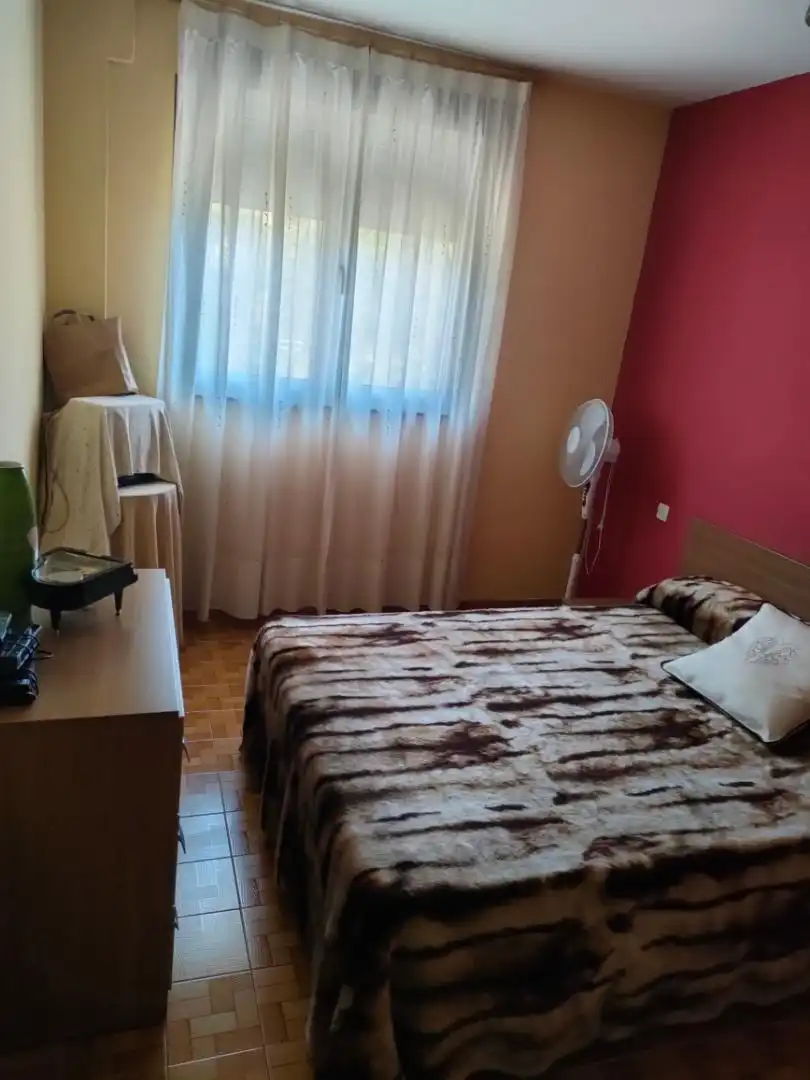 Piso en venta en Calle Poibueno, 4, Torre del Bierzo Habitación de Piso en venta en Torre del Bierzo con Calefacción, Jardín privado y Terraza