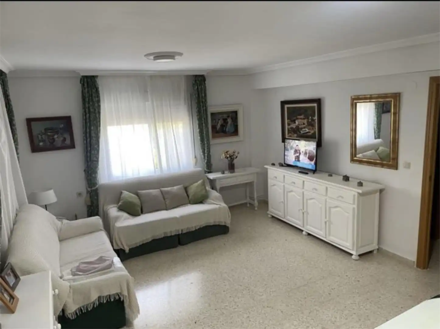 Casa o chalet en venta en Lugar Portanchito Alta, 19, Ceres Golf Sala de estar de Casa o chalet en venta en Cáceres Capital con Aire acondicionado, Terraza y Piscina