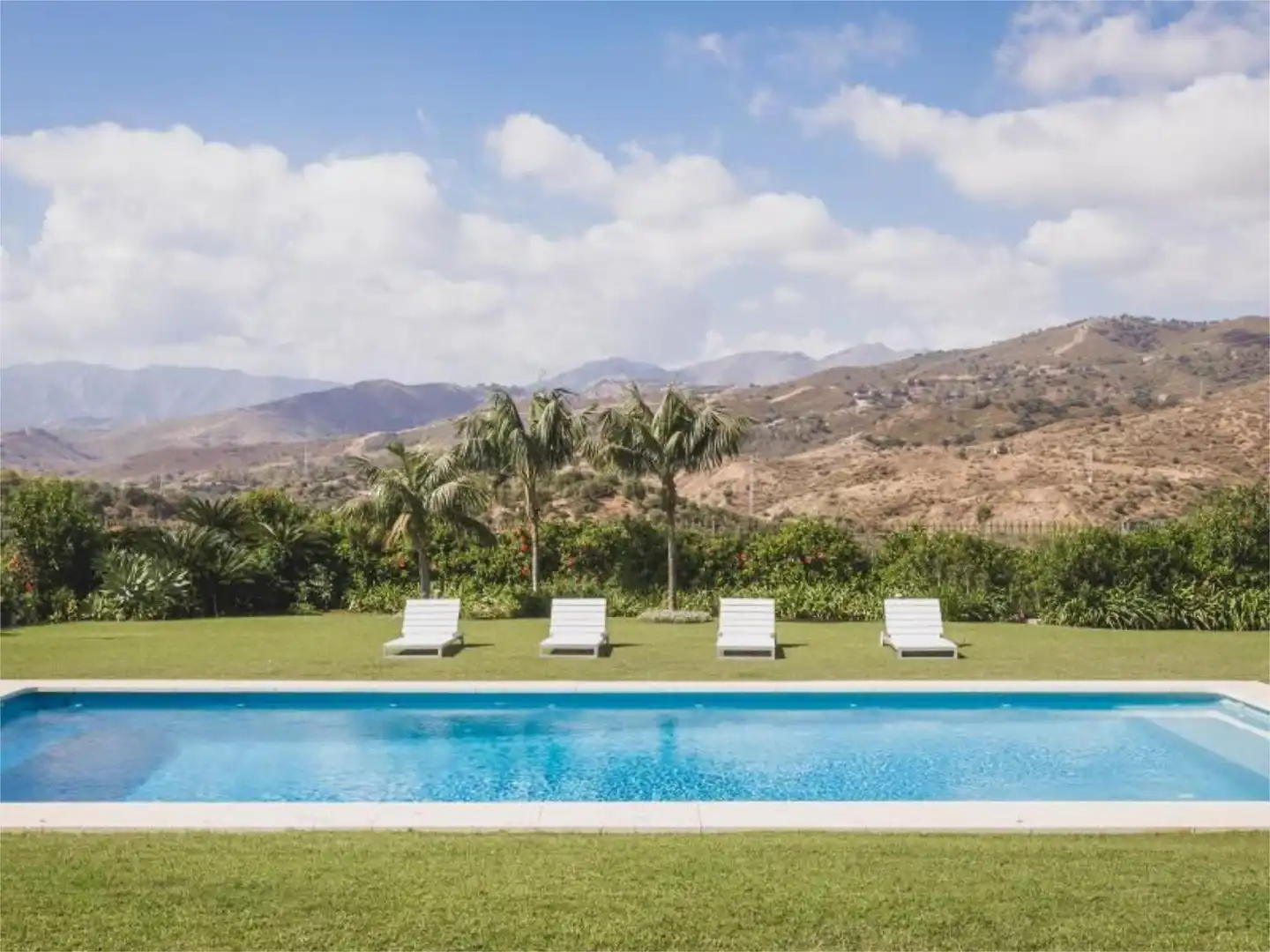 Casa o xalet en venda a Urbanización Hacienda las Chapas, 168, Hacienda Las Chapas Piscina de Casa o xalet en venda en Marbella amb Aire condicionat, Terrassa i Piscina