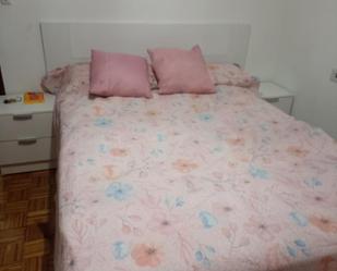 Bedroom of Study to share in Lugo Capital  with Heating, Furnished and Oven