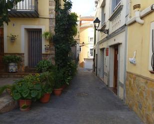 Vista exterior de Casa adosada en venda en Alfondeguilla amb Aire condicionat, Terrassa i Balcó