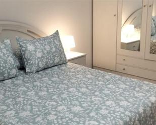 Bedroom of Flat to rent in Antequera
