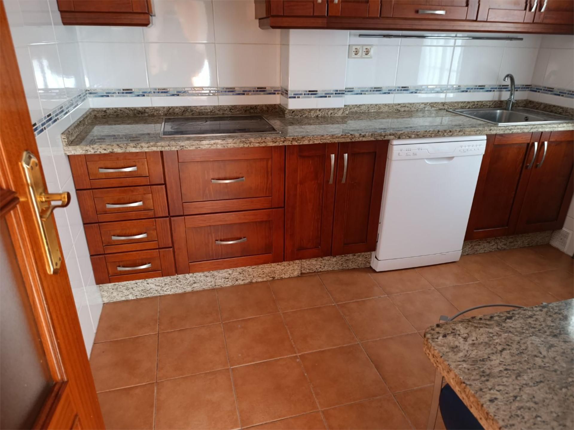 Kitchen of Flat to rent in Antequera  with Furnished