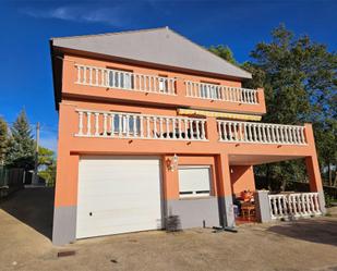 Außenansicht von Haus oder Chalet zum verkauf in Navès mit Terrasse und Balkon