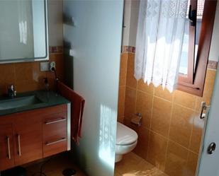 Bathroom of Duplex for sale in Villaviciosa