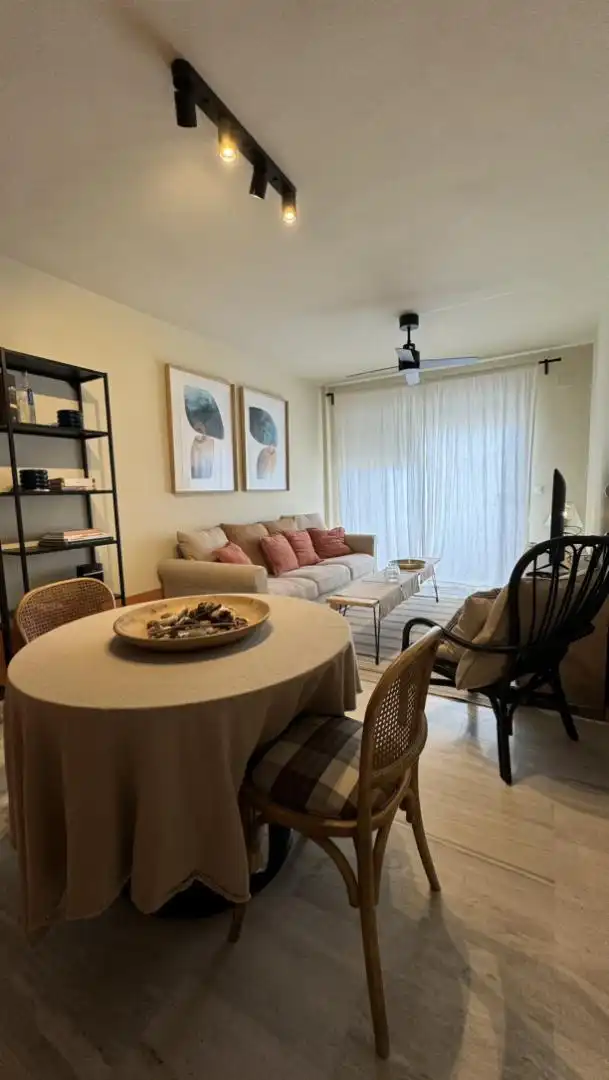 Wohnzimmer von Wohnung zur Miete in Polopos mit Terrasse, Waschmaschine und Fernseher