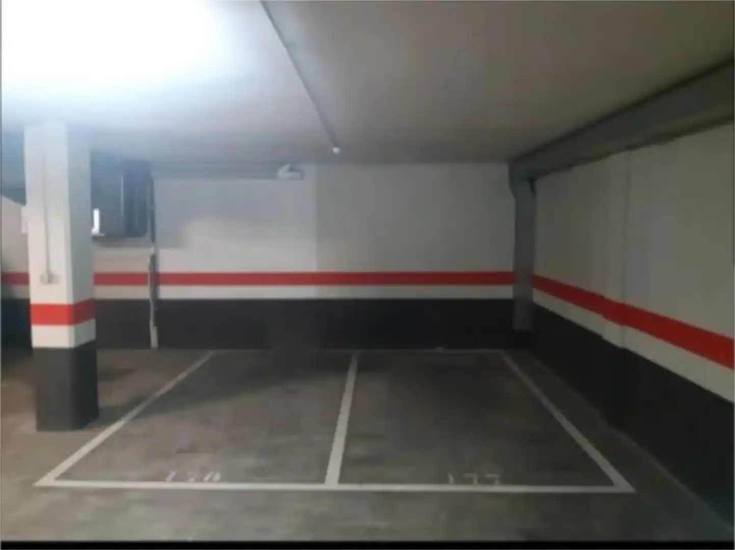 Garaje de alquiler en Calle Luces de la Ciudad, 37, Valdespartera Parking de Garaje de alquiler en Zaragoza