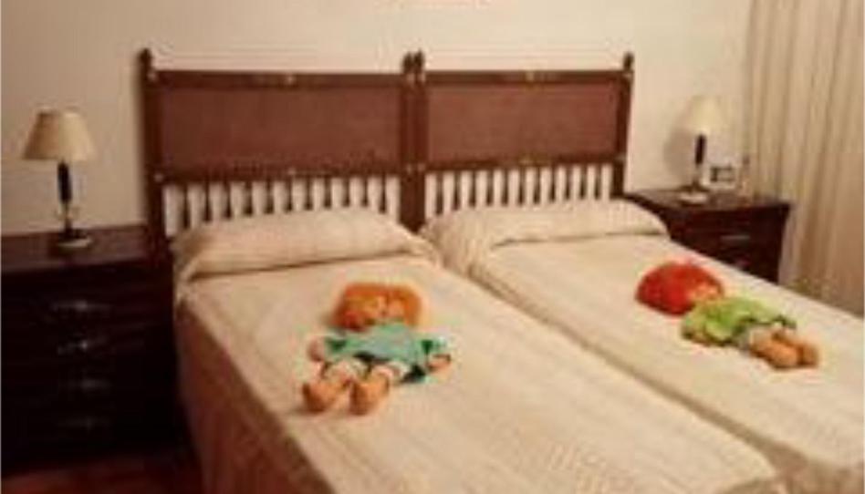 Single-family semi-detached for sale in Calle Baja, 48, Miranda de Arga, Navarra - image 1 Photo 1 of Single-family semi-detached for sale in Calle Baja, 48, Miranda de Arga, Navarra