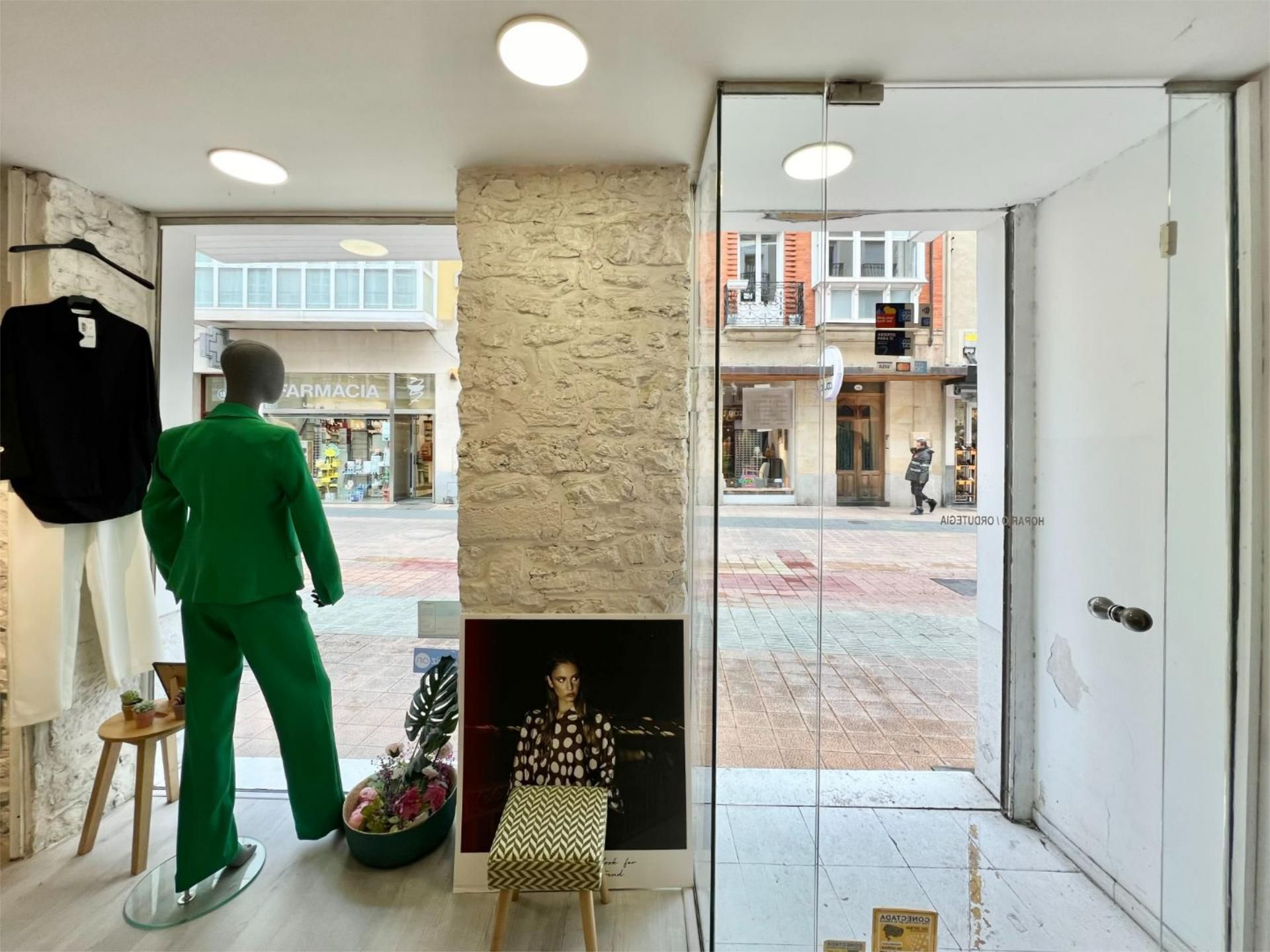 Premises to rent in Vitoria - Gasteiz  with Air Conditioner and Heating