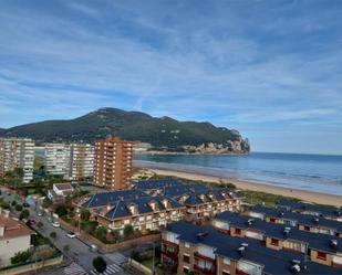 Vista exterior de Apartament en venda en Laredo