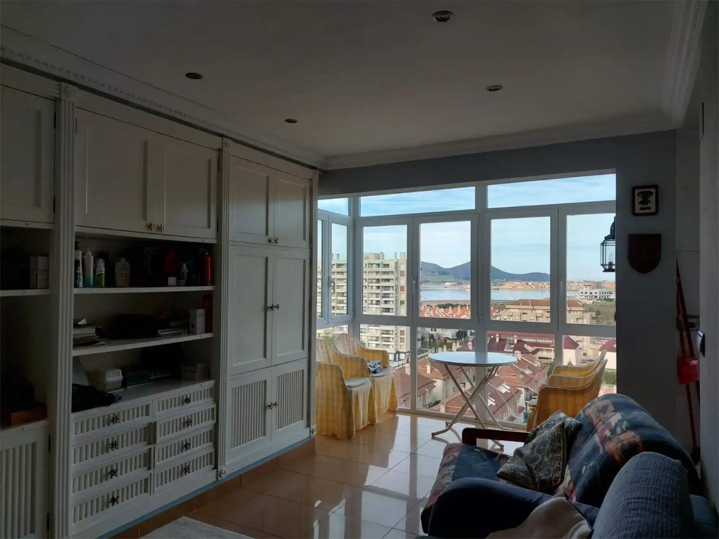 Apartamento en venta en Avenida de Francia, 99, Laredo Sala de estar de Apartamento en venta en Laredo