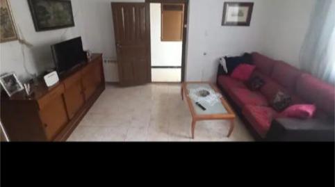 Single-family semi-detached for sale in Calle Castilla, 31, La Sotonera, Huesca - image 2 Photo 2 of Single-family semi-detached for sale in Calle Castilla, 31, La Sotonera, Huesca