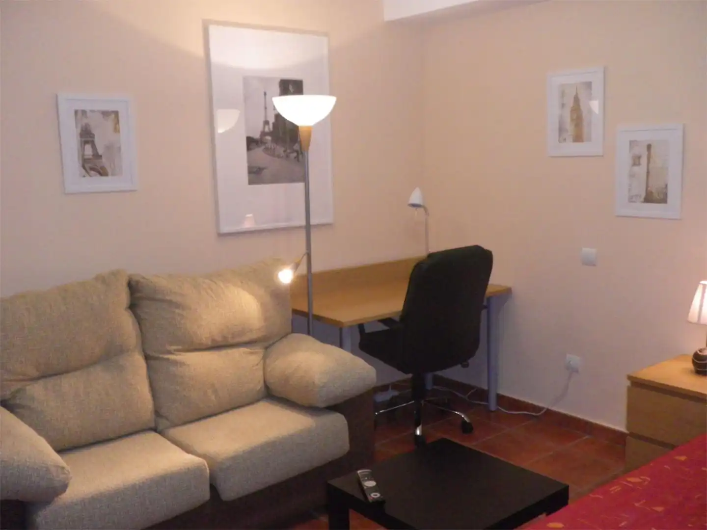 Room in Calle Otoño, 2, Rejas Room in Calle Otoño, 2, Rejas