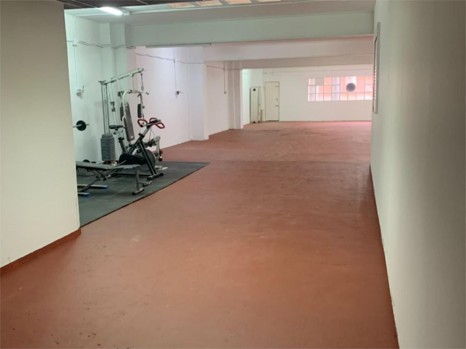 Premises for sale in Sant Adrià de Besòs  with Air Conditioner, Heating and Furnished