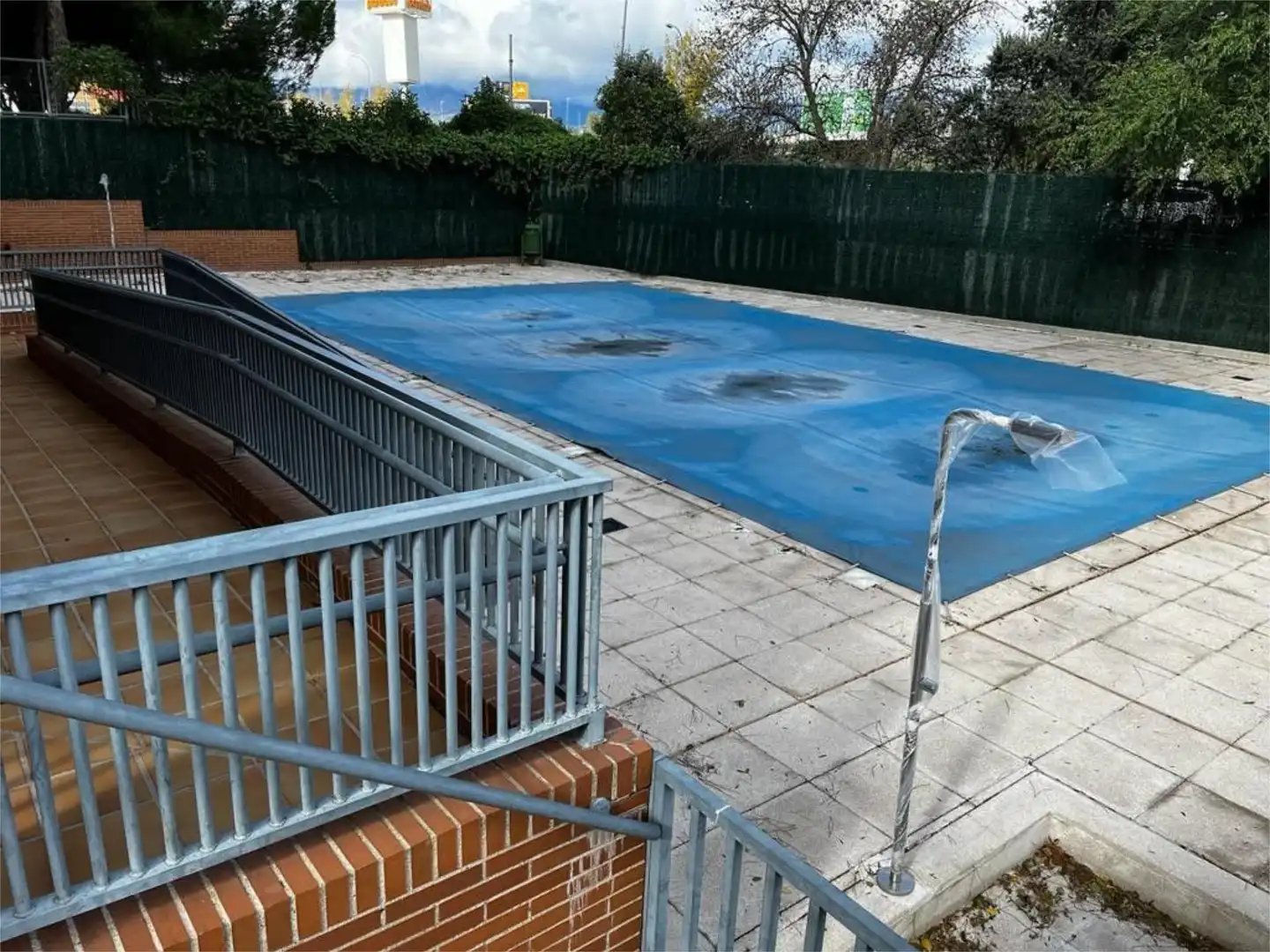 Àtic en venda a Calle Cañada Real, 7, Los Negrales Piscina de Àtic en venda en Collado Villalba amb Aire condicionat, Calefacció i Jardí privat