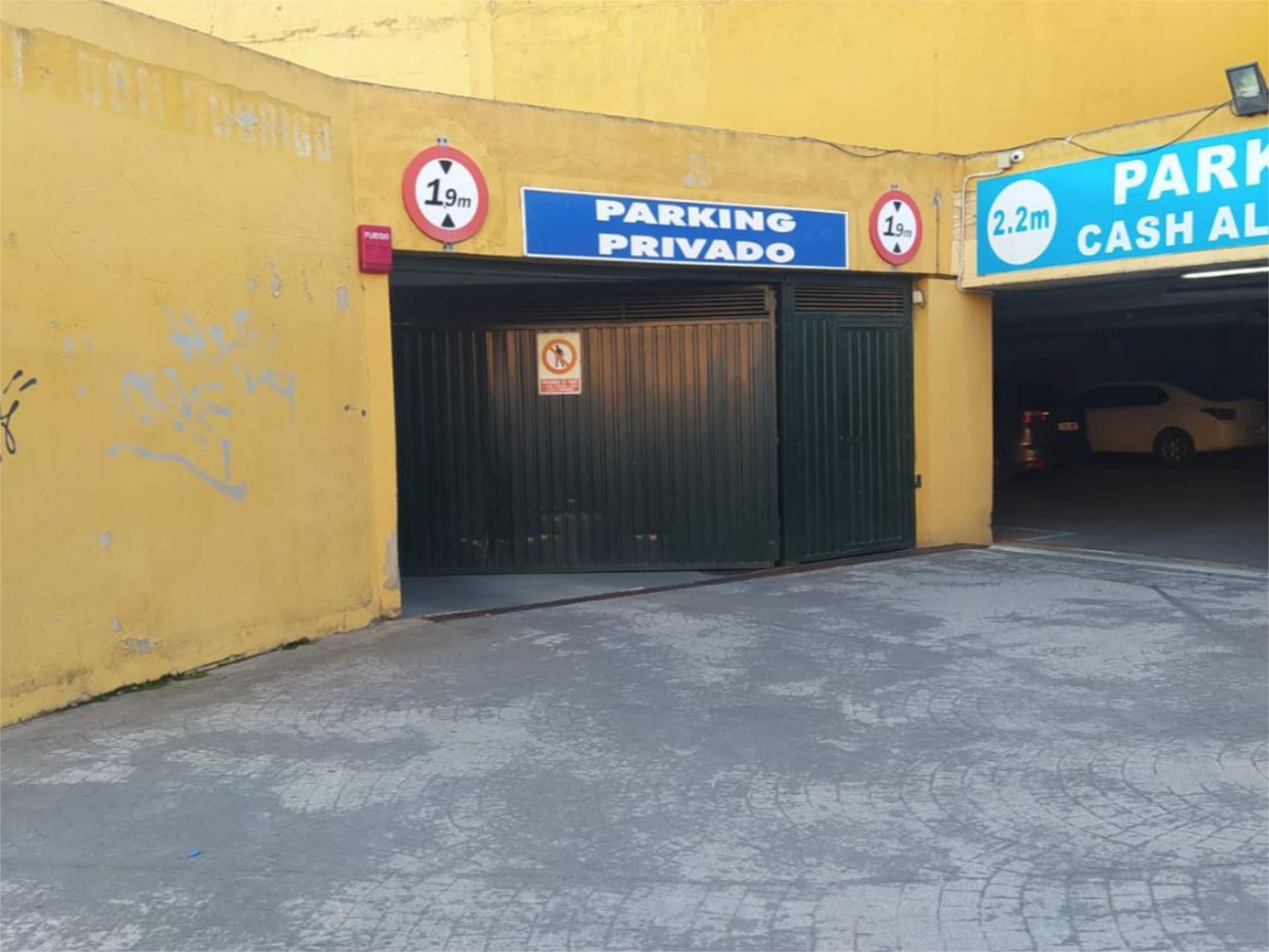 Parking of Garage to rent in Algeciras