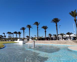 Vista exterior de Apartament en venda en Salou amb Aire condicionat, Terrassa i Piscina