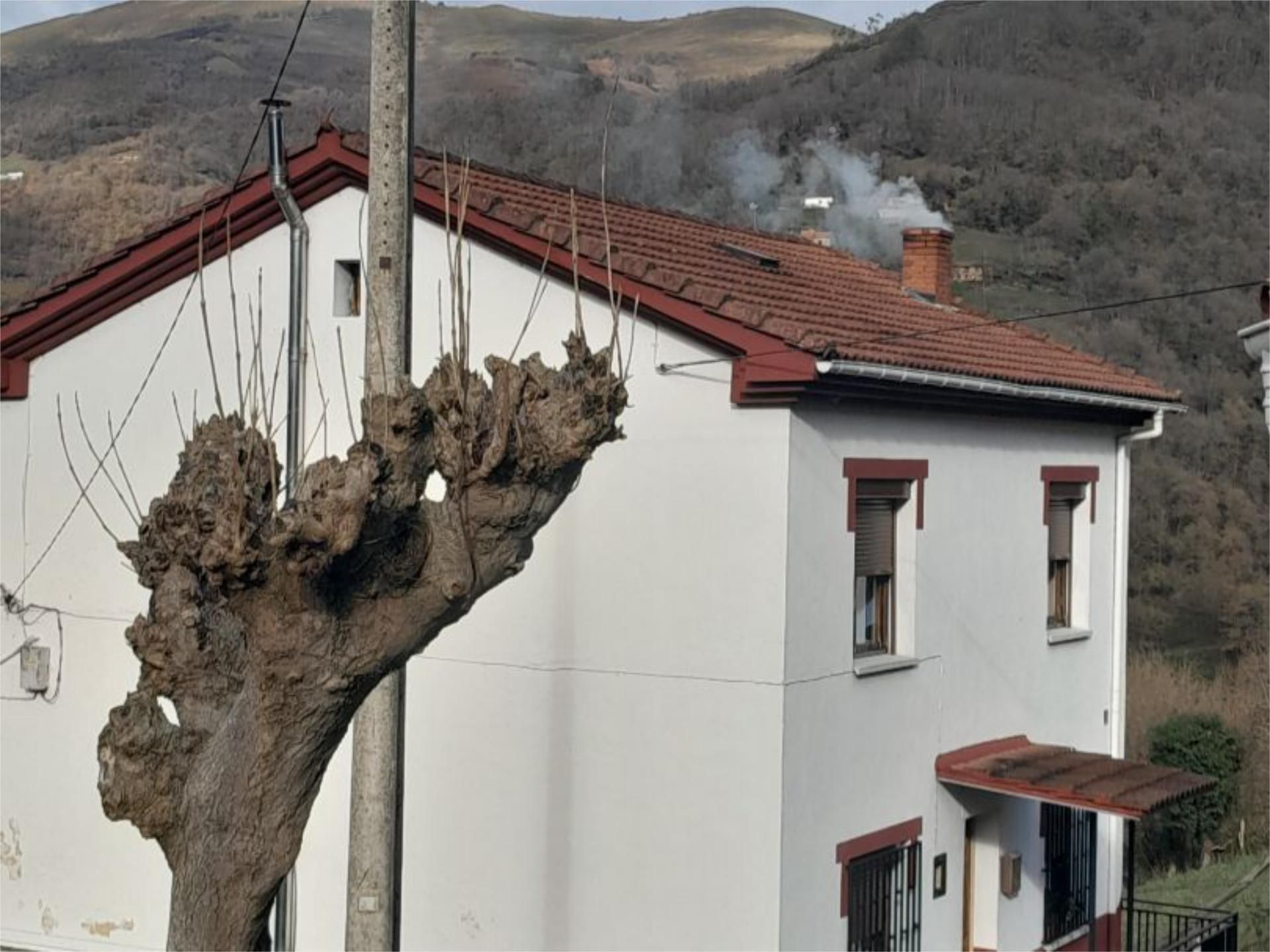 Vista exterior de Finca rústica en venda en Mieres (Asturias)