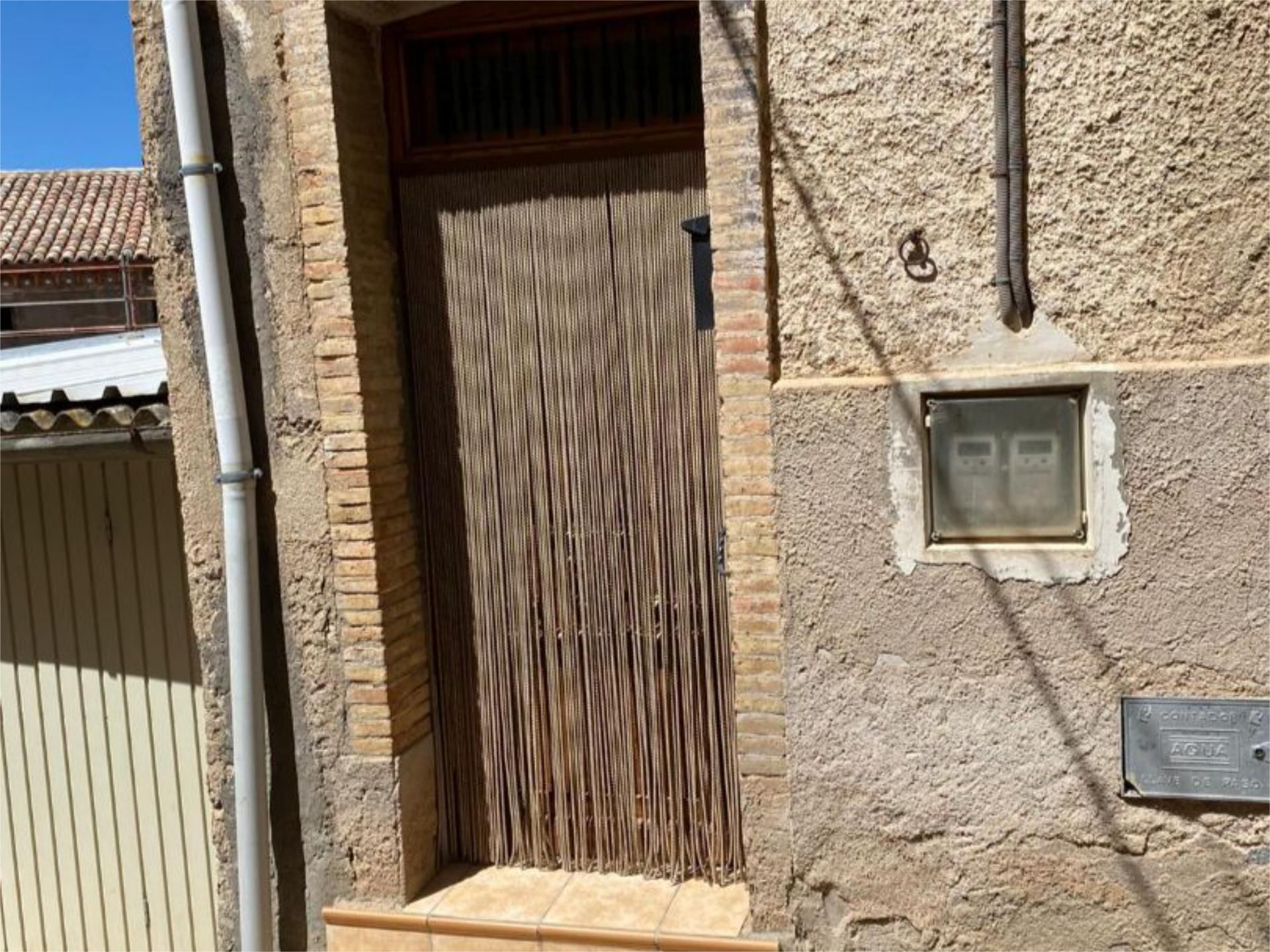 Vista exterior de Casa adosada en venda en Carenas amb Aire condicionat, Moblat i Balcó
