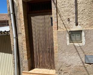 Vista exterior de Casa adosada en venda en Carenas amb Aire condicionat i Balcó