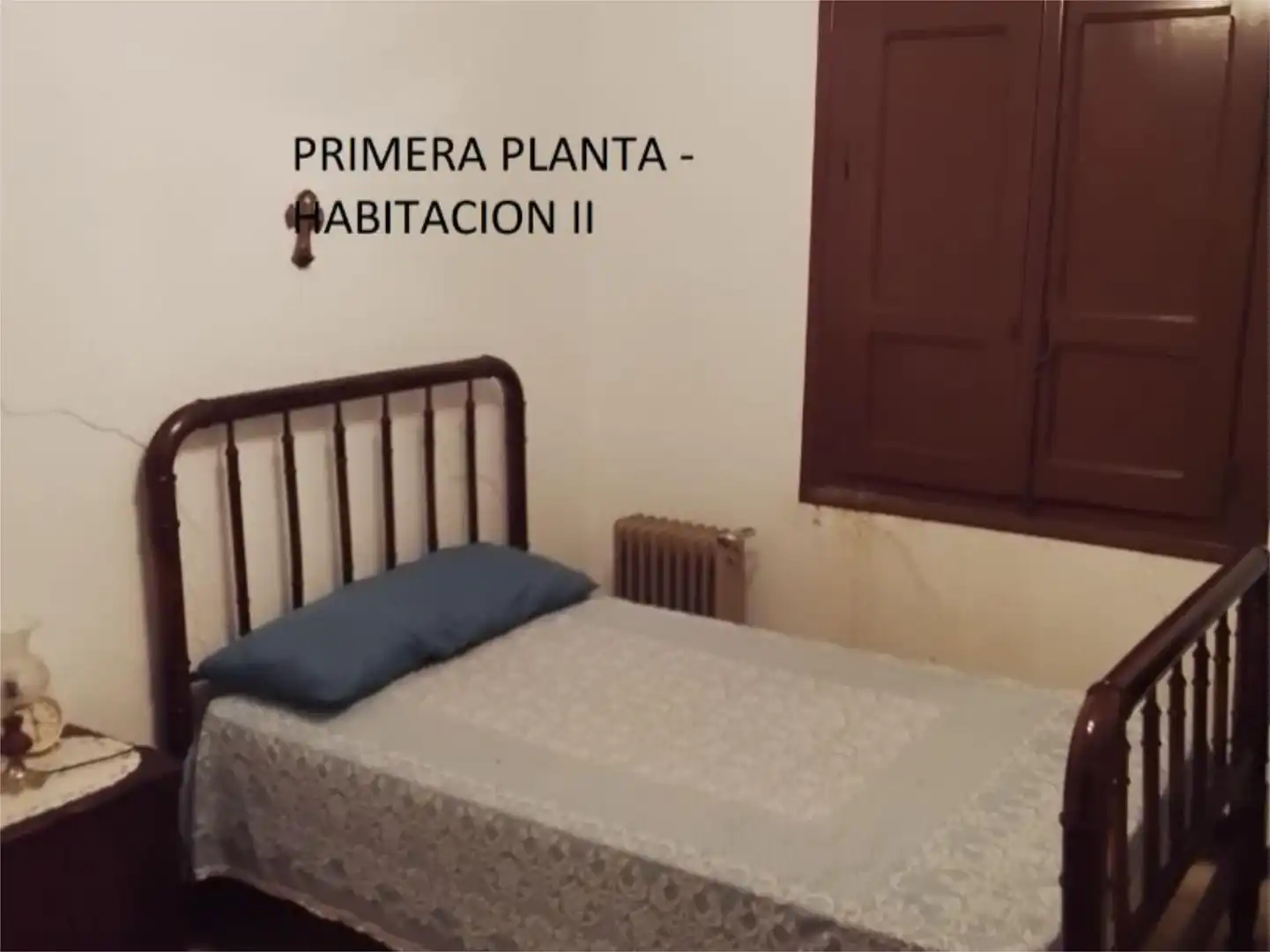 Casa adosada en venda a Calle Alfaro, 4, Carenas Dormitori de Casa adosada en venda en Carenas amb Aire condicionat, Moblat i Balcó