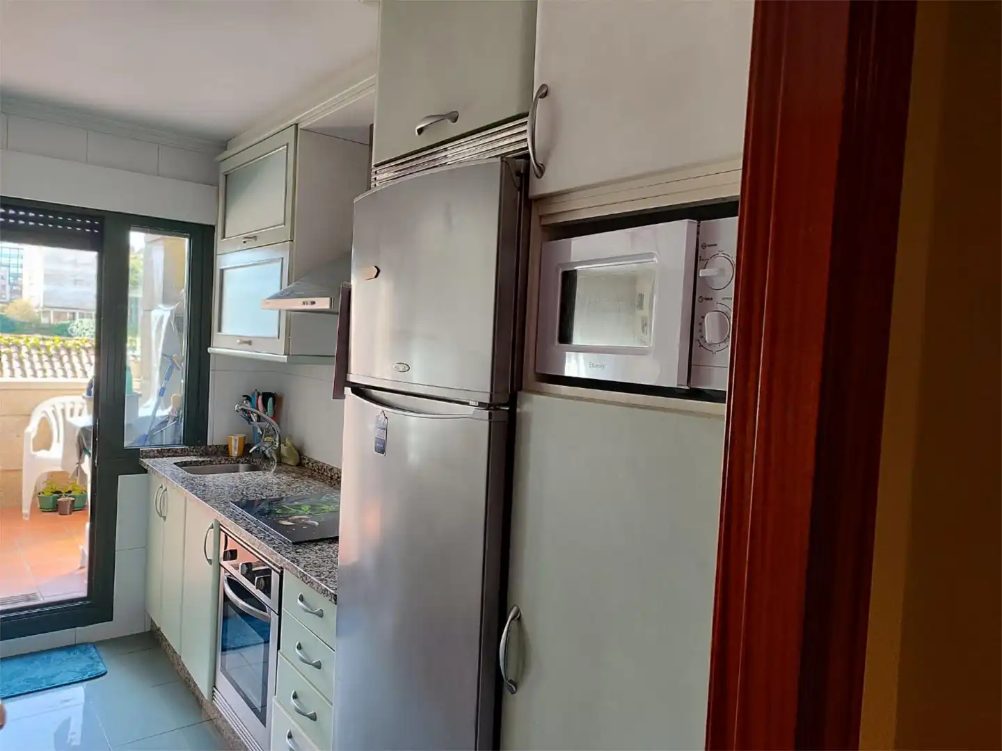 Flat for rent in Rúa Santa Clara, 21, Zona de Plaza de Barcelos Kitchen of Flat for rent in Pontevedra Capital with Heating, Parquet flooring and Terrace