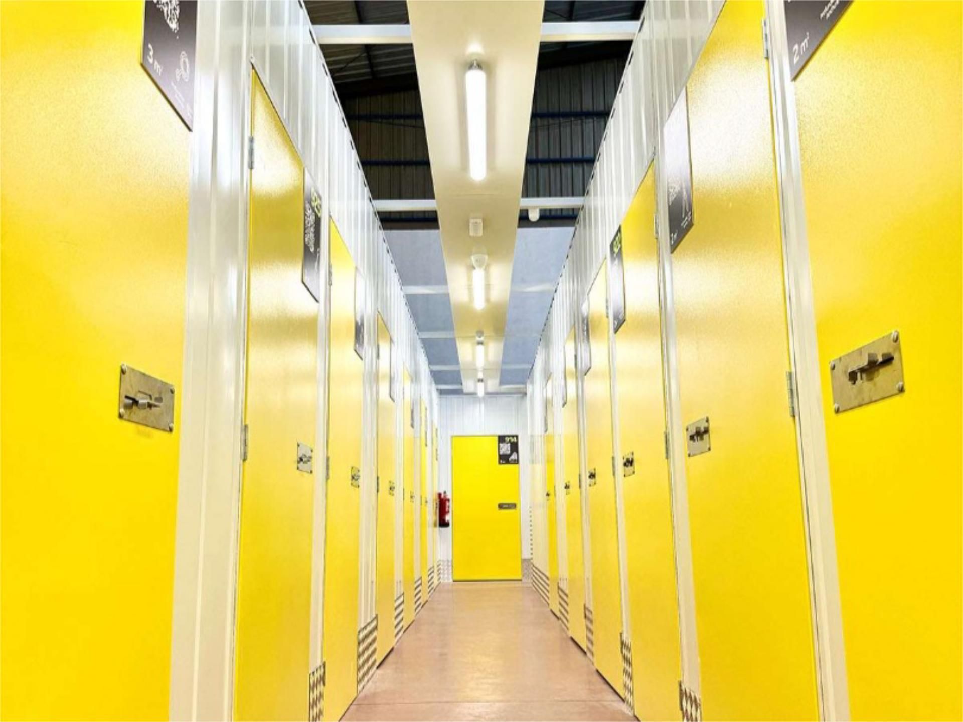 Box room for rent in La Pobla de Farnals