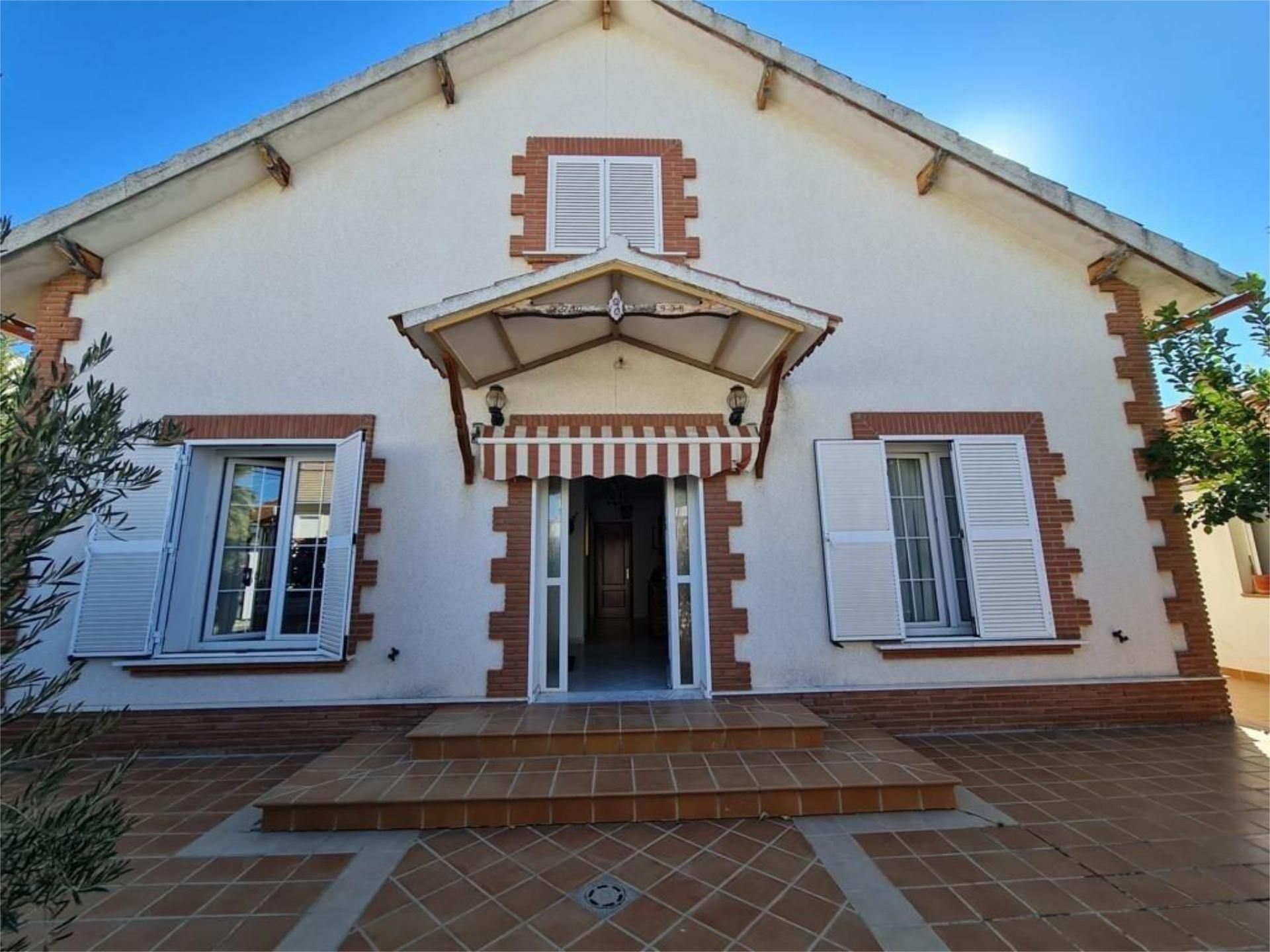 House or chalet for sale in Calle Reina Victoria, 2, Peñarroya-Pueblonuevo Exterior view of House or chalet for sale in Peñarroya-Pueblonuevo with Air Conditioner and Terrace