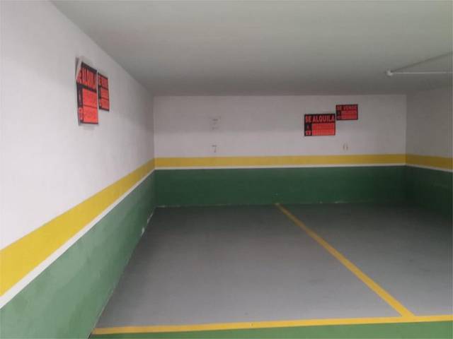 Garaje en Alquiler en Rúa de Vigo, 36 en Sanxenxo pueblo