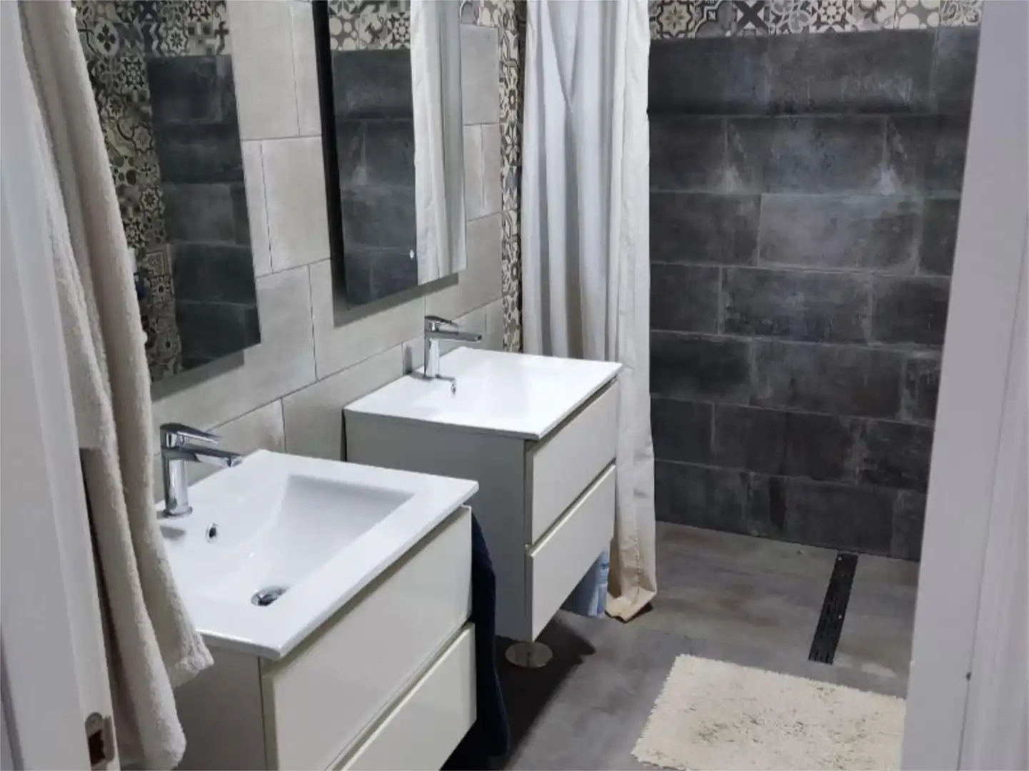 Detached homes for sale in Calle Pozo, 22, Fuente Palmera Bathroom of Detached homes for sale in Fuente Palmera with Air Conditioner, Heating and Private garden
