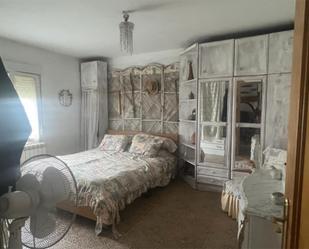 Bedroom of Country house for sale in Narros de Saldueña