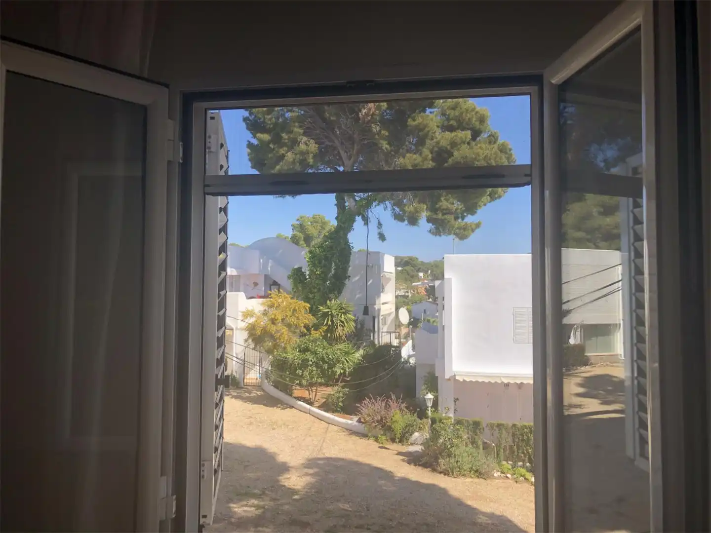 Flat for rent in Camino del Paellero, 4, Pinar del Advocat - Cometa Exterior view of Flat for rent in Moraira with Air Conditioner, Heating and Terrace