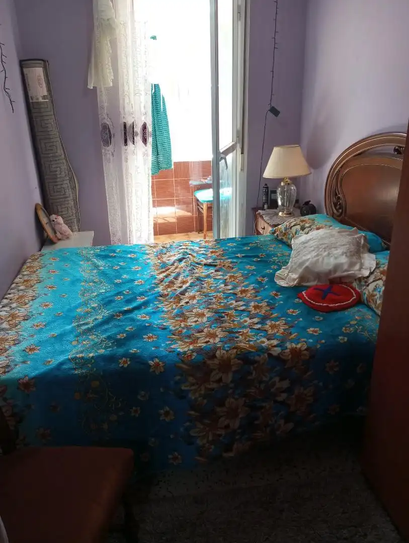 Piso en venta en Calle Santa Rosa, 14, Los Molinos - Villa Blanca Habitación de Piso en venta en Almería con Terraza, Amueblado y Lavadora