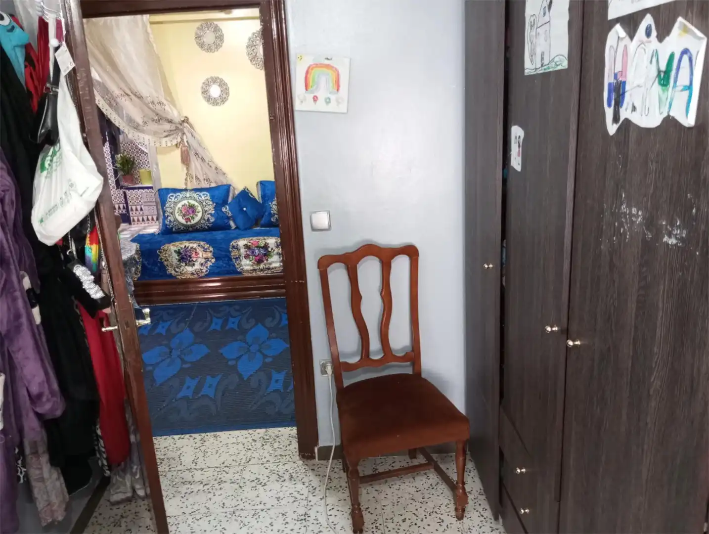 Piso en venta en Calle Santa Rosa, 14, Los Molinos - Villa Blanca Habitación de Piso en venta en Almería con Terraza, Amueblado y Lavadora