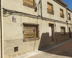 Vista exterior de Casa adosada en venda en Pozohondo amb Terrassa