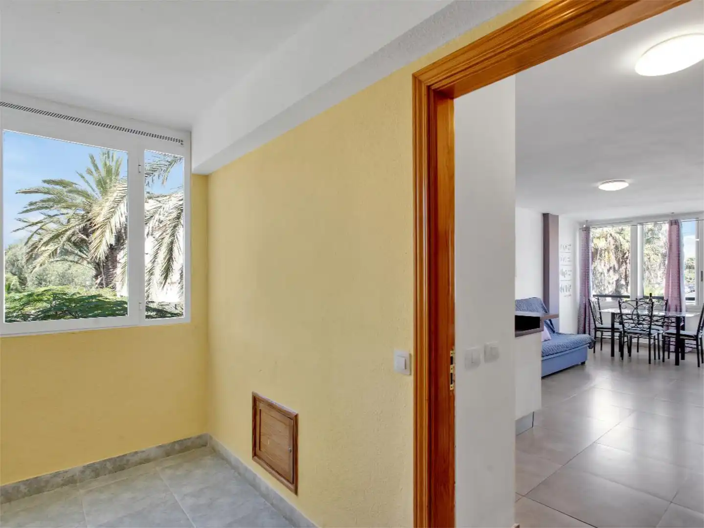 Piso en venta en Calle Chasna, 6, Costa del Silencio Piso en venta en Arona con Piscina y Amueblado