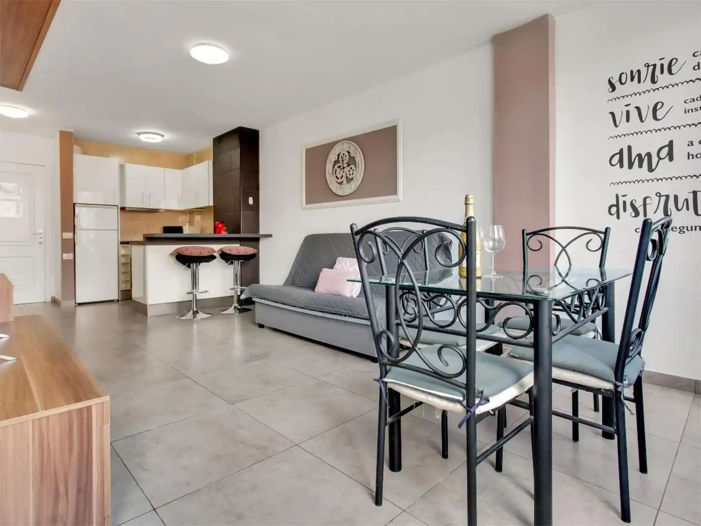 Piso en venta en Calle Chasna, 6, Costa del Silencio Sala de estar de Piso en venta en Arona con Piscina y Amueblado