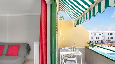 Foto 3 de Piso en venta en Calle Chasna, 3, Costa del Silencio, Arona