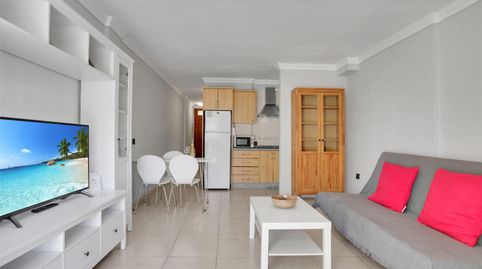 Foto 5 de Piso en venta en Calle Chasna, 3, Costa del Silencio, Arona