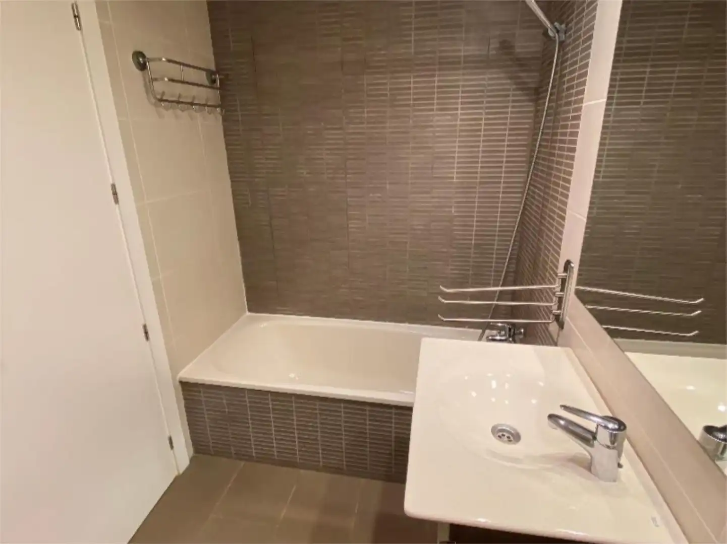 Wohnung zur Miete in Calle Papa Juan Pablo II, 18, Delicias Wohnung zur Miete in Calle Papa Juan Pablo II, 18, Delicias