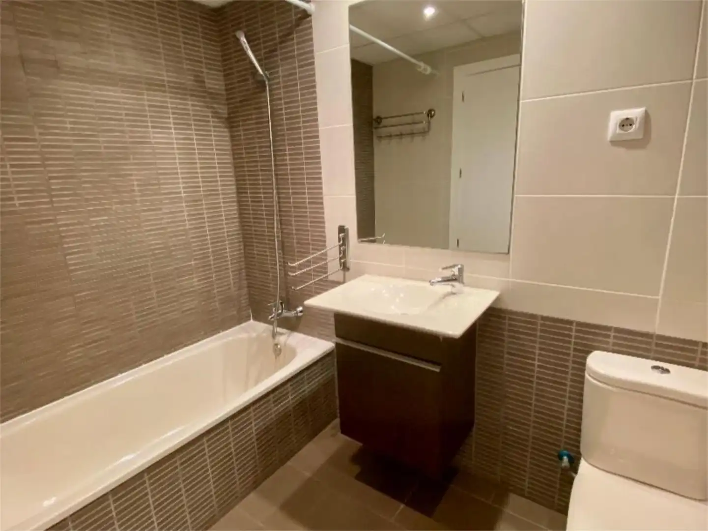 Wohnung zur Miete in Calle Papa Juan Pablo II, 18, Delicias Wohnung zur Miete in Calle Papa Juan Pablo II, 18, Delicias