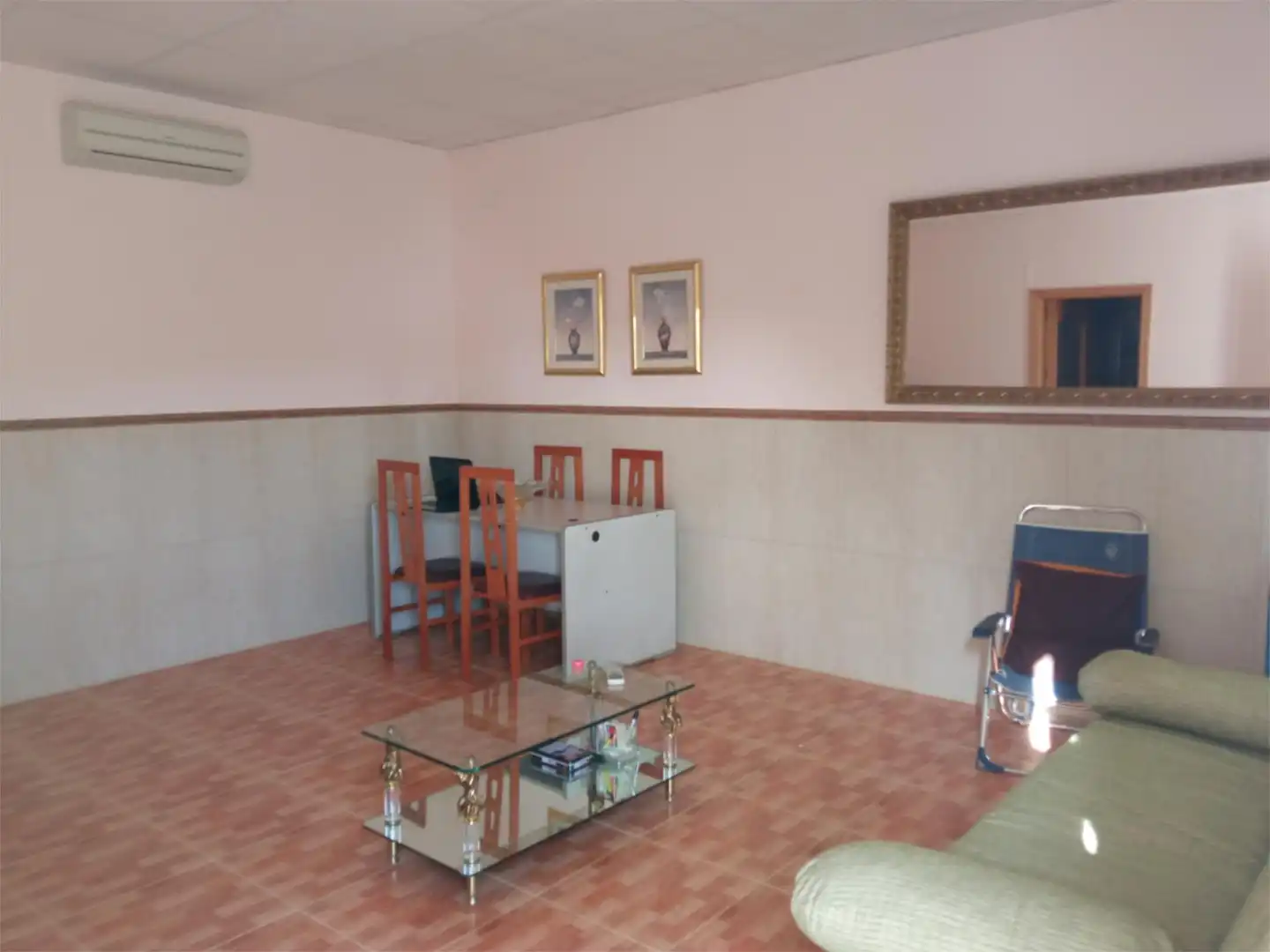 Menjador de Casa o xalet en venda en Lucena amb Aire condicionat, Jardí privat i Terrassa