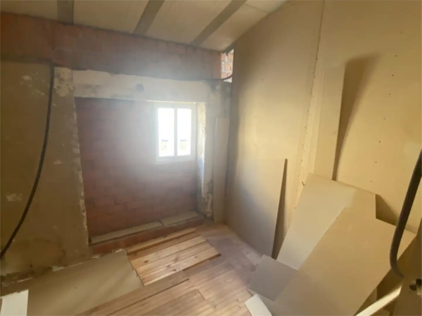 Casa adosada en venda a Calle Abajo, 9, Torre Alháquime Casa adosada en venda en Torre Alháquime amb Balcó