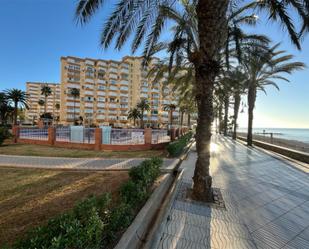 Vista exterior de Estudi de lloguer en Algarrobo amb Aire condicionat, Jardí privat i Moblat