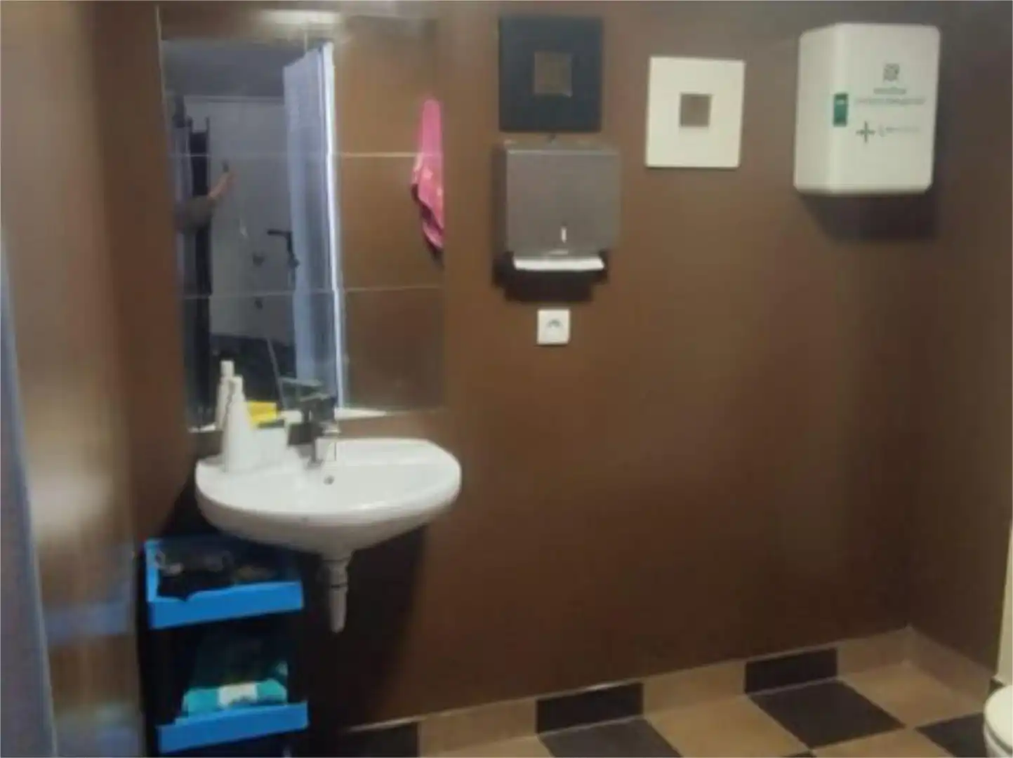 Planta baja en venta en Calle la Industria, 5, San Andrés del Rabanedo pueblo Baño de Planta baja en venta en San Andrés del Rabanedo con Aire acondicionado y Amueblado