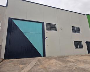 Exterior view of Industrial buildings to rent in Fortuna  with Air Conditioner