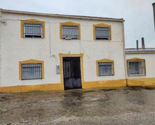 Vista exterior de Casa o xalet en venda en Cuevas del Campo amb Terrassa