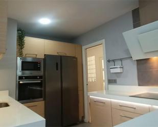 Kitchen of Flat for sale in Pulianas  with Air Conditioner, Heating and Parquet flooring